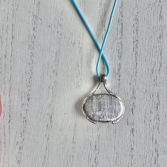 Handmade Vintage Pendant Necklace, Wearable Art Jewelry, Wearable Art - Picture 10 of 13